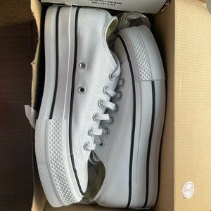 Chuck Taylor All Star Lift Platform- Women’s Low Top Shoe- Size 6.5 US